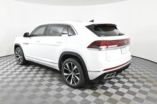 2025 Volkswagen Atlas Cross Sport 2.0T SEL Premium R-Line