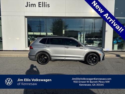 2023 Volkswagen Tiguan 2.0T SE R-Line Black