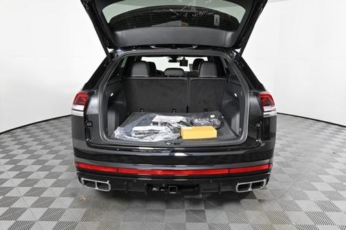 2025 Volkswagen Atlas Cross Sport 2.0T SEL Premium R-Line