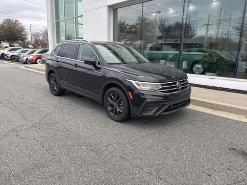 2022 Volkswagen Tiguan 2.0T SE