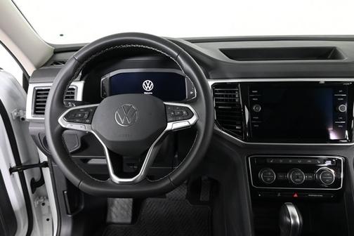 2023 Volkswagen Atlas 3.6 SE w/ Technology