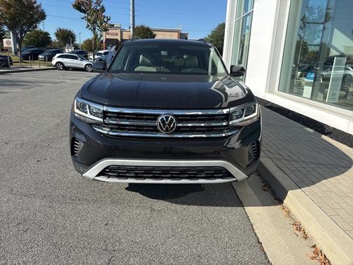 2022 Volkswagen Atlas 3.6 SE w/ Technology