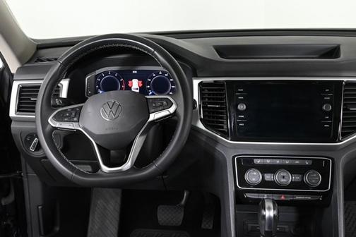2022 Volkswagen Atlas 3.6 SE w/ Technology