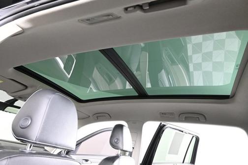 2022 Volkswagen Atlas 3.6 SE w/ Technology