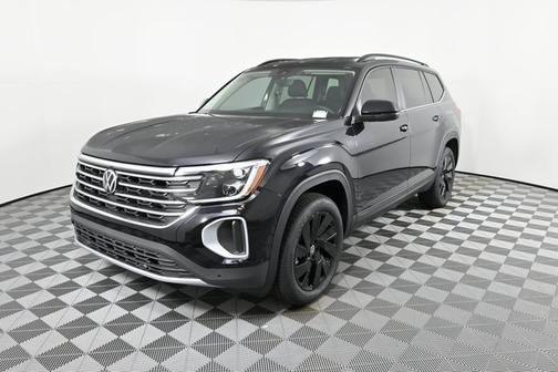 2025 Volkswagen Atlas 2.0T SE w/ Technology