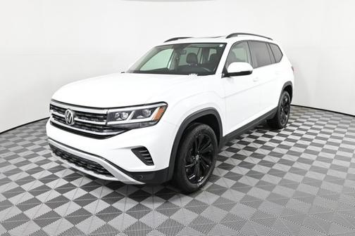 2022 Volkswagen Atlas 2.0T SE w/ Technology