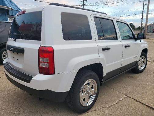 2016 Jeep Patriot Sport