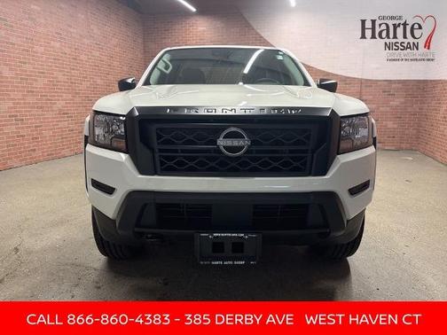 2024 Nissan Frontier S