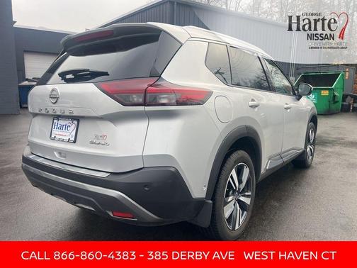 2023 Nissan Rogue SL