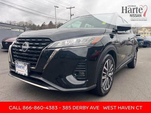 2024 Nissan Kicks SR