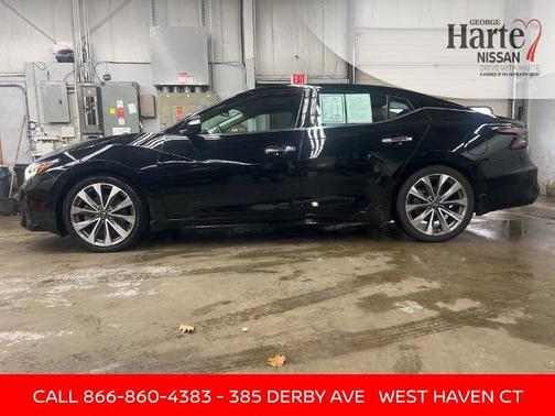 2023 Nissan Maxima Platinum