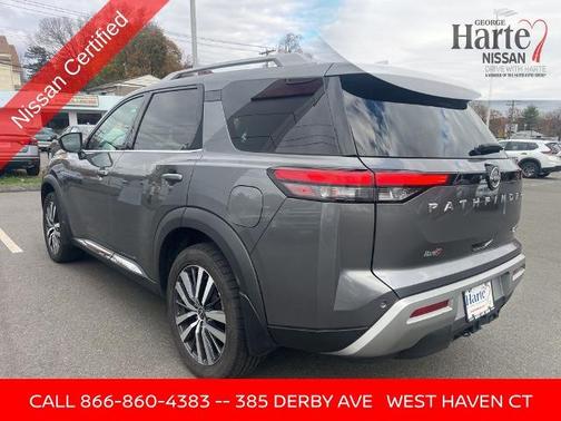 2022 Nissan Pathfinder Platinum