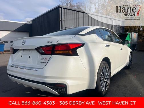 2023 Nissan Altima 2.5 SV