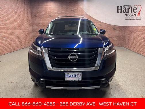 2022 Nissan Pathfinder Platinum