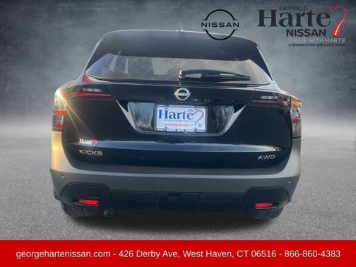 2026 Nissan Kicks SV