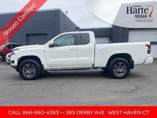 2025 Nissan Frontier SV