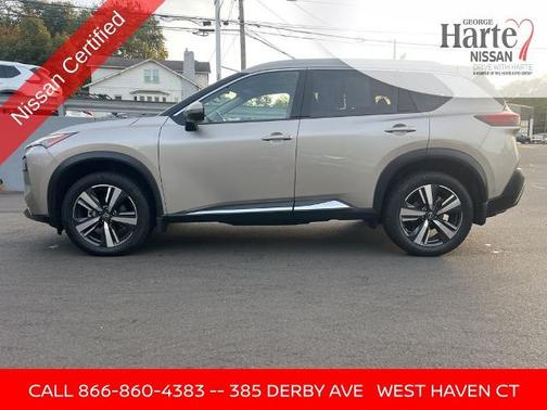 2022 Nissan Rogue SL