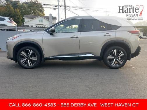 2022 Nissan Rogue SL