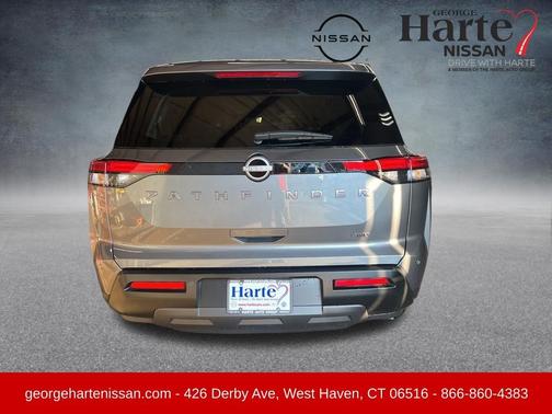 2026 Nissan Pathfinder S