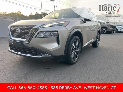 2022 Nissan Rogue SL