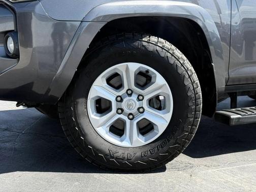 Magnetic Gray Metallic 2019 Toyota 4Runner SR5