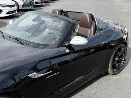 Black Sapphire Metallic 2014 BMW Z4 sDrive35is