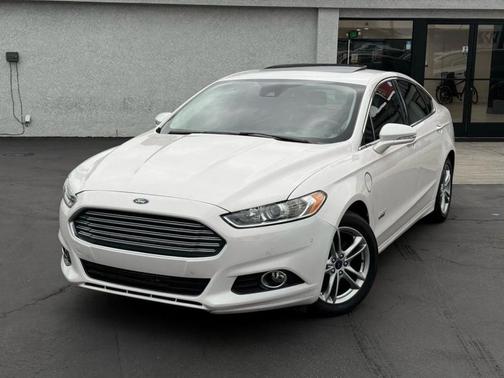 2016 Ford Fusion Energi Titanium