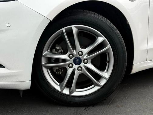 2016 Ford Fusion Energi Titanium