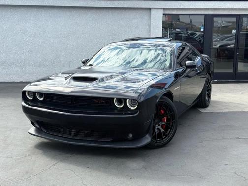 2015 Dodge Challenger SRT 392