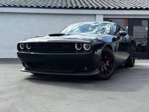 2015 Dodge Challenger SRT 392