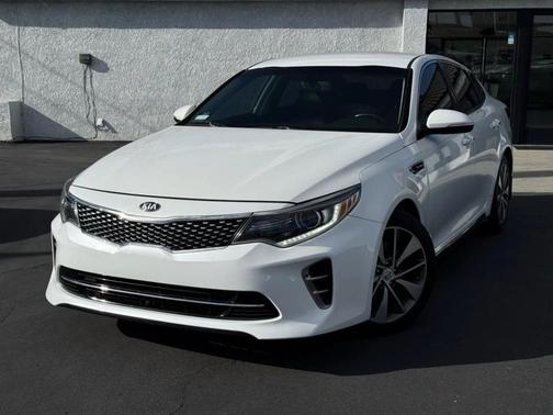 Snow White Pearl 2016 Kia Optima SX Turbo