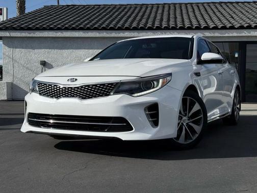 Snow White Pearl 2016 Kia Optima SX Turbo