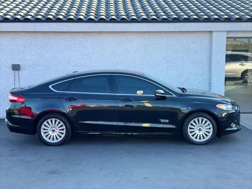 2016 Ford Fusion Energi SE Luxury