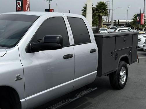 Bright Silver Metallic 2007 Dodge Ram 2500 SLT Quad Cab