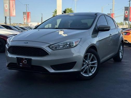 White Gold 2017 Ford Focus SE