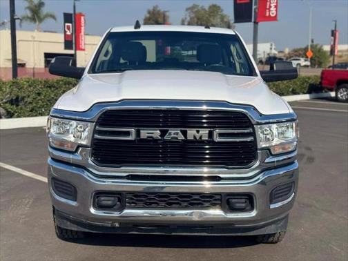 2020 RAM 2500 Big Horn Crew Cab 4X4 6'4' Box