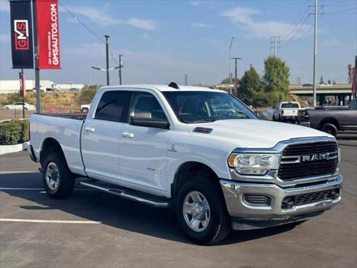 2020 RAM 2500 Big Horn Crew Cab 4X4 6'4' Box