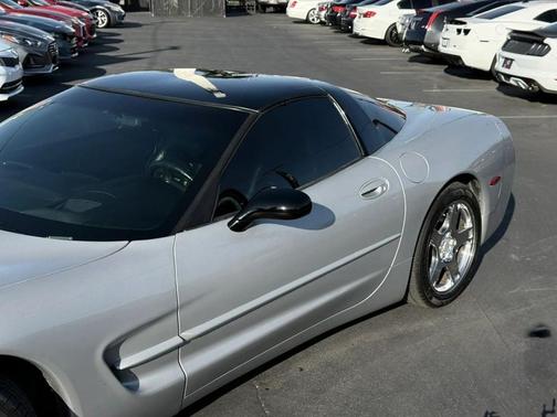 Sebring Silver Metallic 1999 Chevrolet Corvette Base