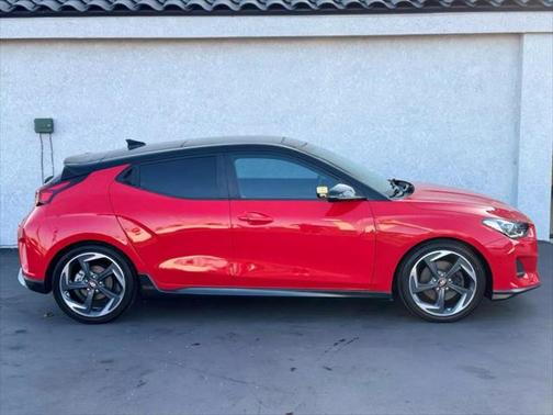 2019 Hyundai Veloster Base