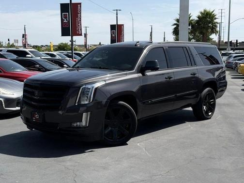 Dark Granite Metallic 2018 Cadillac Escalade ESV Luxury