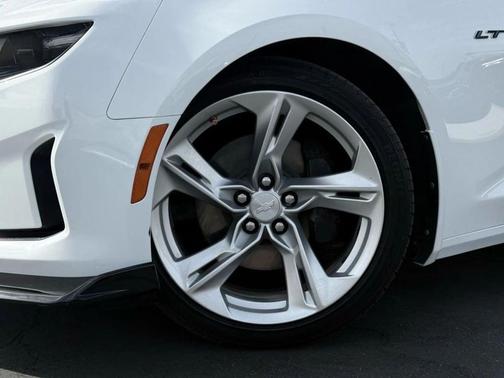 2021 Chevrolet Camaro RWD Coupe LT1