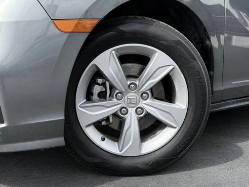 Forest Mist Metallic 2018 Honda Odyssey EX-L