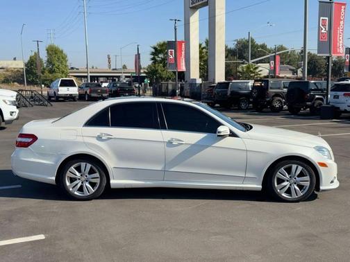 Diamond White Metallic 2013 Mercedes-Benz E-Class Sport