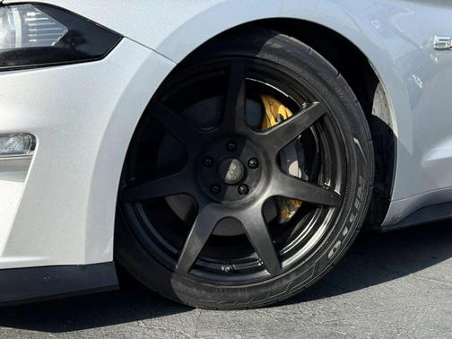 Ingot Silver Metallic 2019 Ford Mustang GT Premium