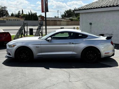 2016 Ford Mustang GT Premium