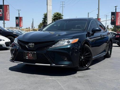 Galactic Aqua Mica 2018 Toyota Camry XSE