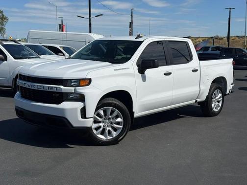 Summit White 2021 Chevrolet Silverado 1500 Custom