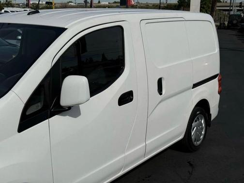 2018 Nissan NV200 SV