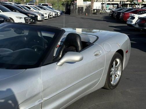 2001 Chevrolet Corvette Base