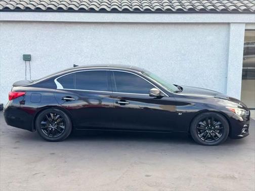 2015 INFINITI Q50 Premium